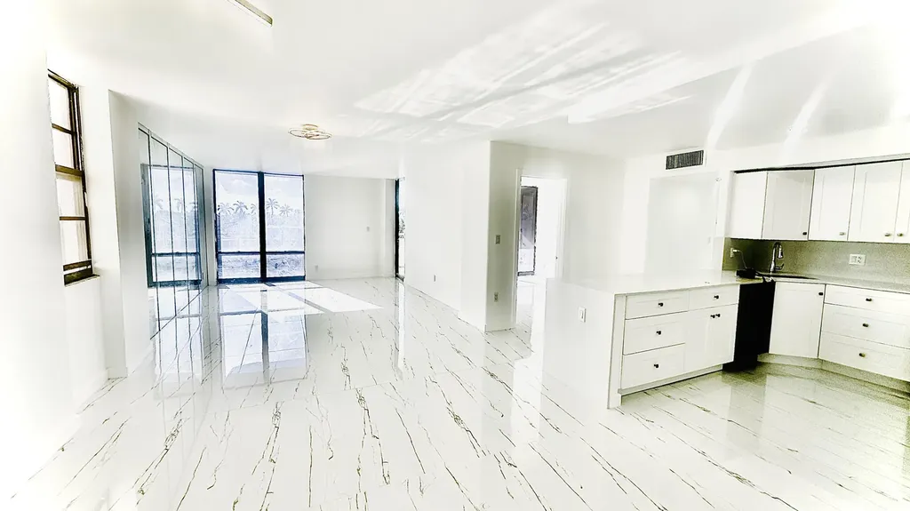 1600 S Ocean Drive Hollywood FL 33019