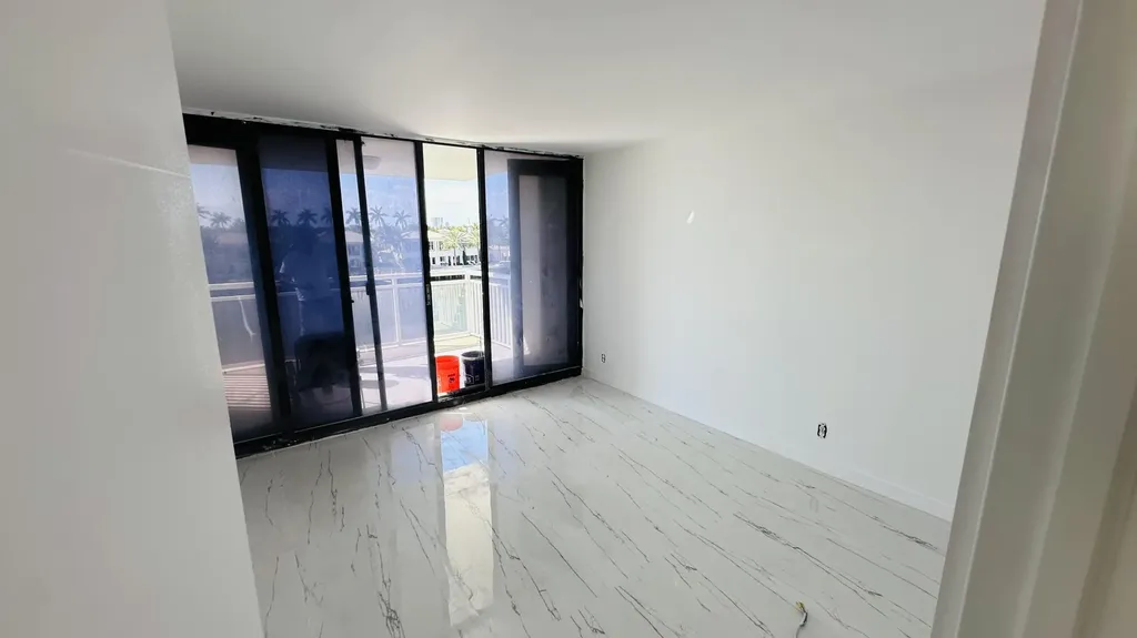 1600 S Ocean Drive Hollywood FL 33019
