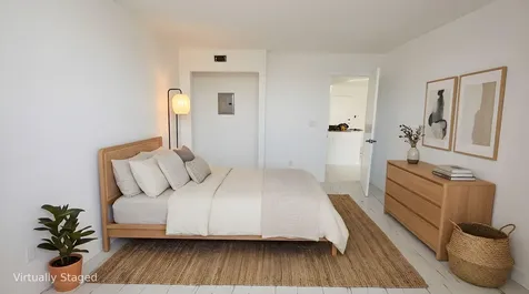 1600 S Ocean Drive Hollywood FL 33019