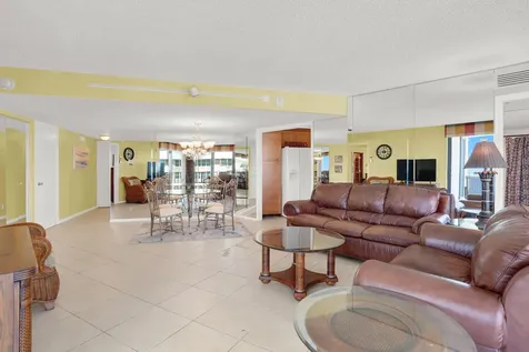 5420 N Ocean Drive Singer Island FL 33404