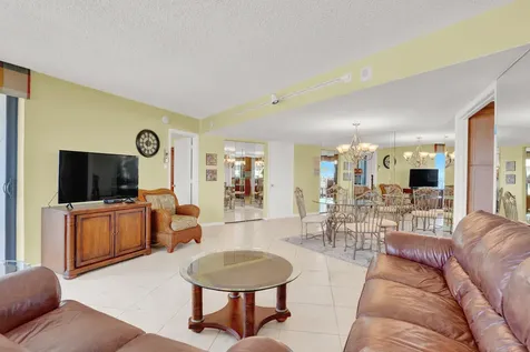 5420 N Ocean Drive Singer Island FL 33404