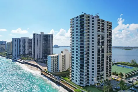 5420 N Ocean Drive Singer Island FL 33404