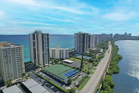 5420 N Ocean Drive Singer Island FL 33404