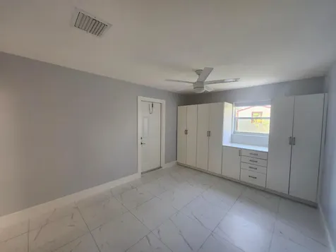 511 N 60th Way Hollywood FL 33024