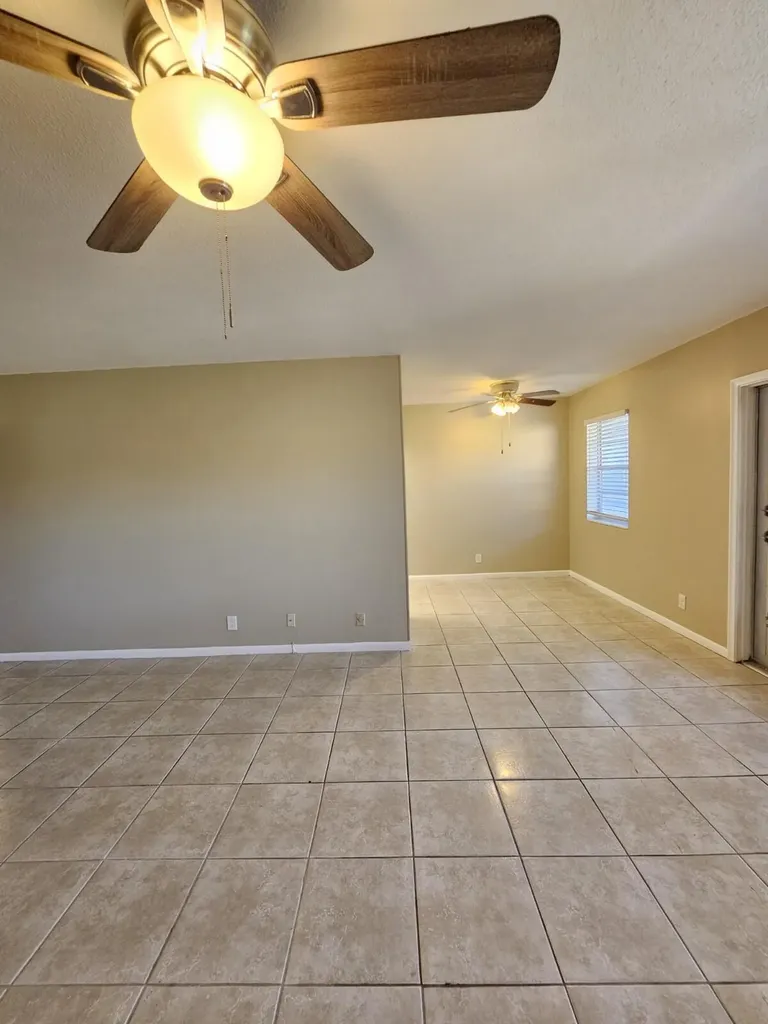 114 E Norwich E West Palm Beach FL 33417