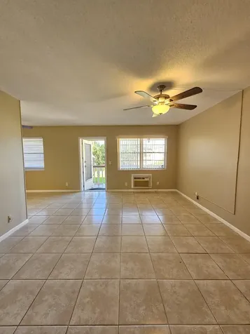 114 E Norwich E West Palm Beach FL 33417
