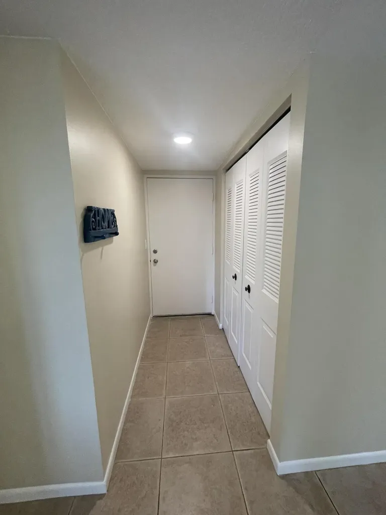450 Egret Circle Delray Beach FL 33444