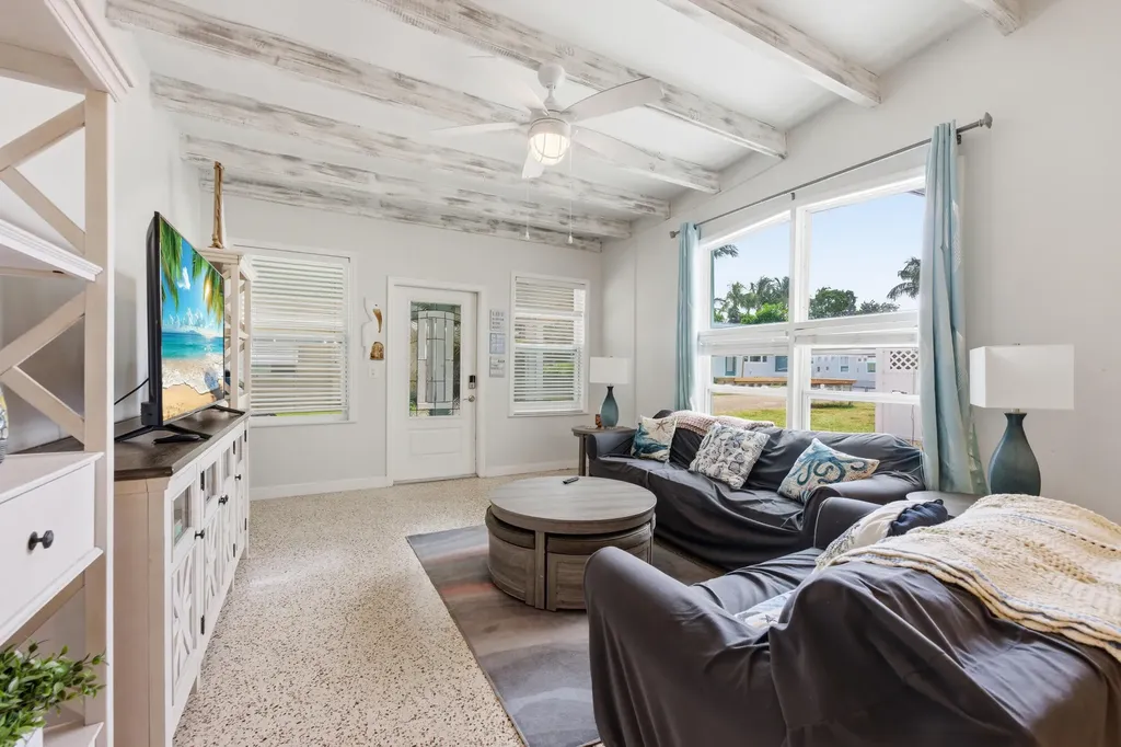 7 Belair Drive Boynton Beach FL 33435