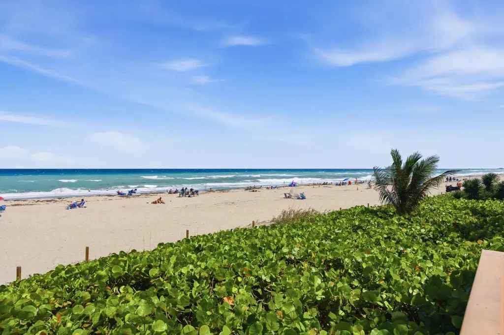 7 Belair Drive Boynton Beach FL 33435