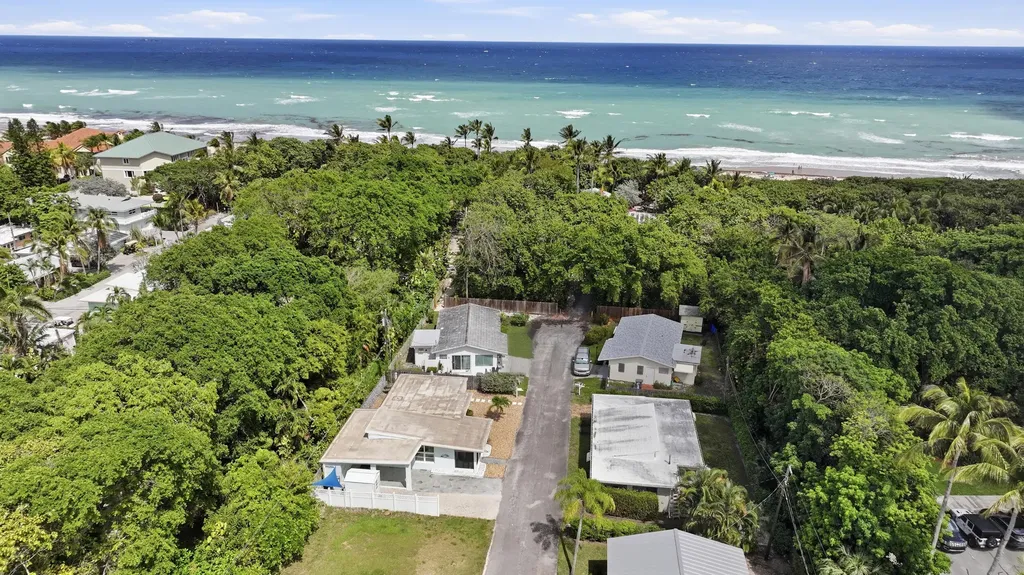 7 Belair Drive Boynton Beach FL 33435