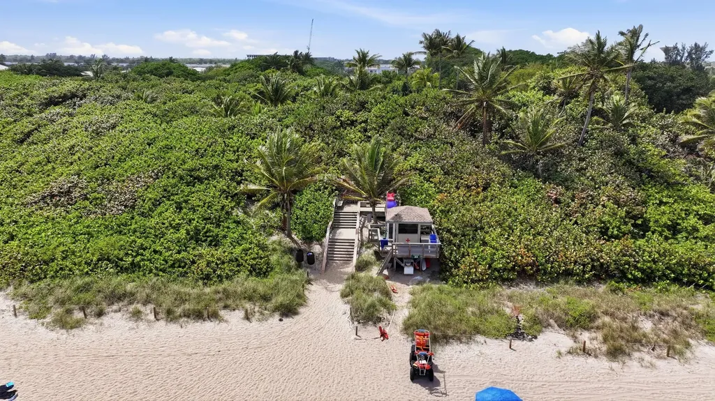 7 Belair Drive Boynton Beach FL 33435