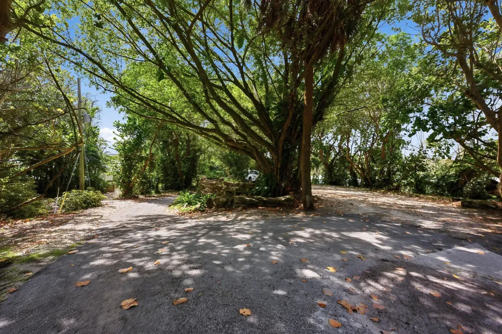 7 Belair Drive Boynton Beach FL 33435
