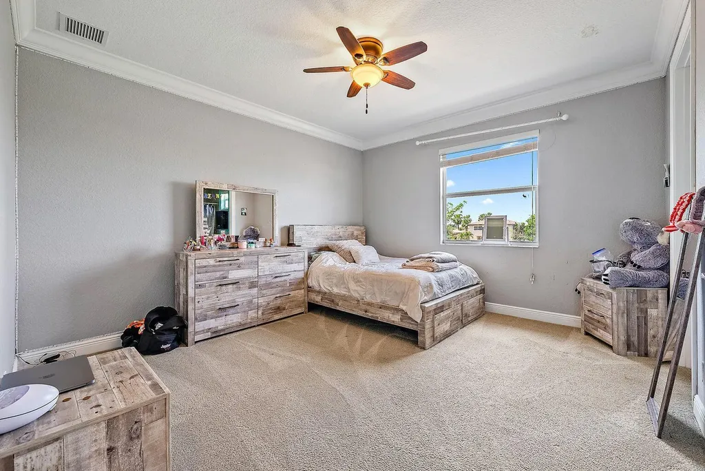 133 Casa Circle Jupiter FL 33458