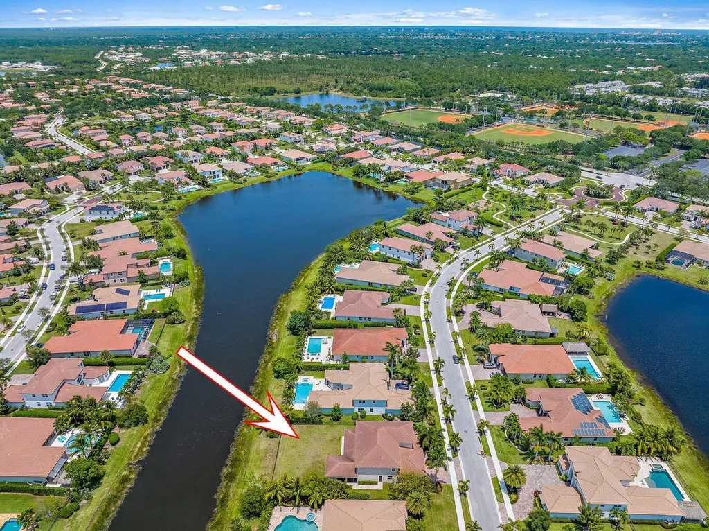 133 Casa Circle Jupiter FL 33458
