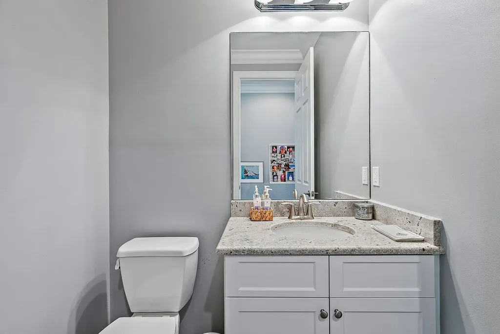 133 Casa Circle Jupiter FL 33458