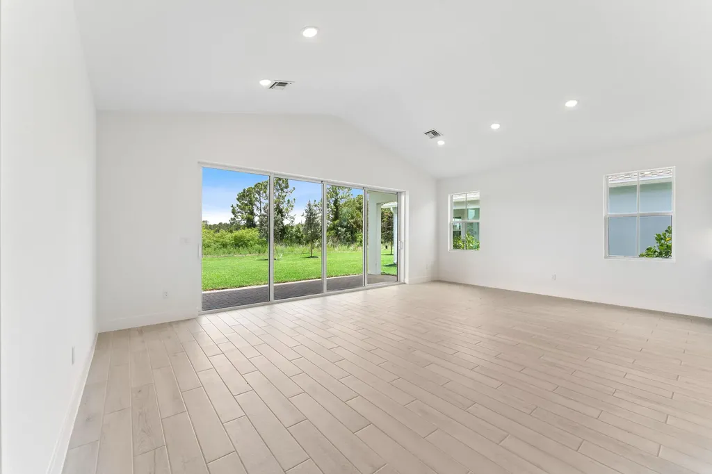 10104 Field Flower Trail Port St Lucie FL 34987