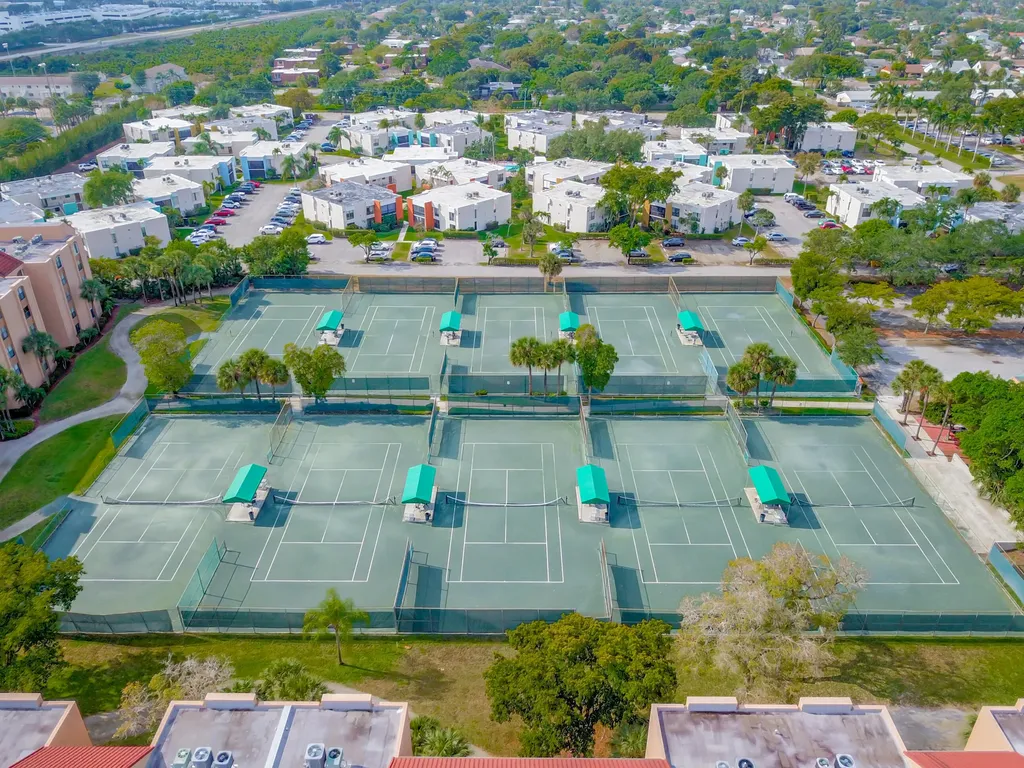 750 Egret Circle Delray Beach FL 33444