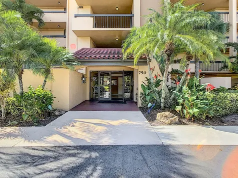 750 Egret Circle Delray Beach FL 33444