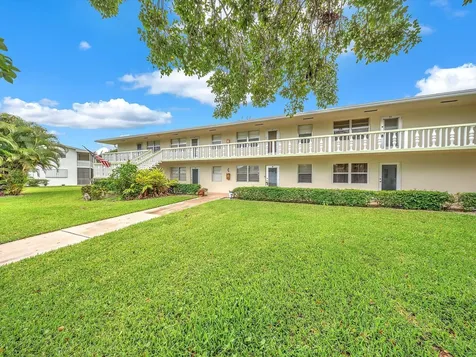 43 Windsor West Palm Beach FL 33417