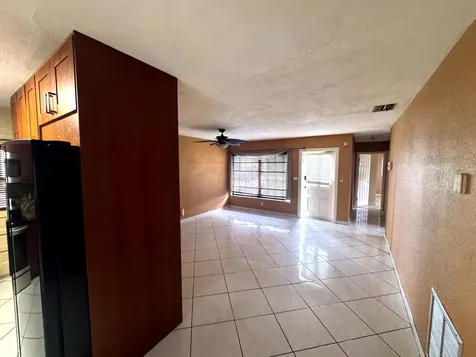 6600 Allen Street Hollywood FL 33024