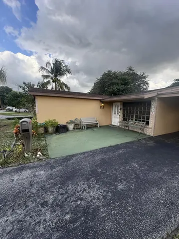 6600 Allen Street Hollywood FL 33024