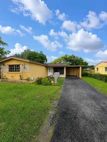 6600 Allen Street Hollywood FL 33024