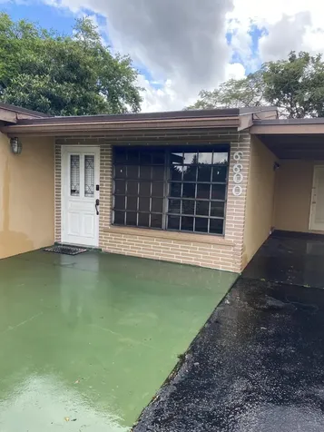 6600 Allen Street Hollywood FL 33024