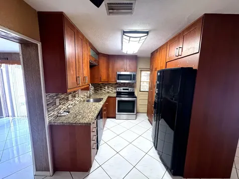 6600 Allen Street Hollywood FL 33024