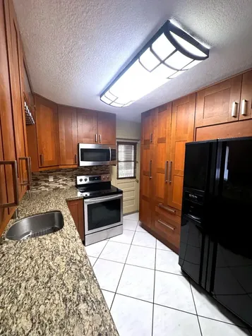 6600 Allen Street Hollywood FL 33024