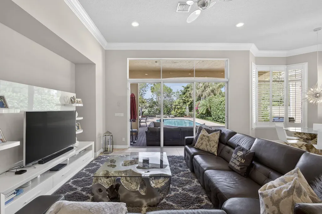 142 Viera Drive Palm Beach Gardens FL 33418
