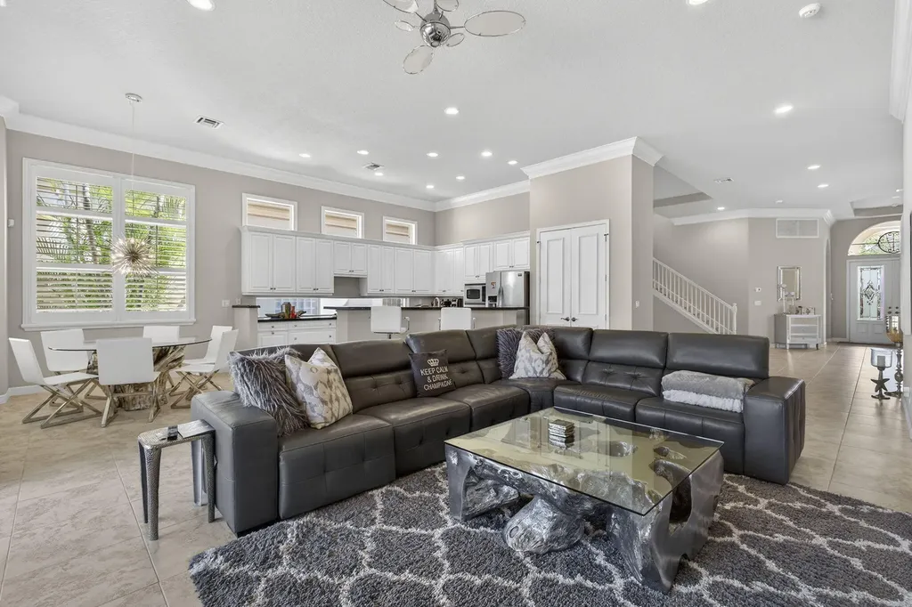 142 Viera Drive Palm Beach Gardens FL 33418