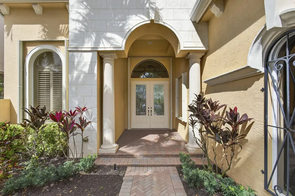 142 Viera Drive Palm Beach Gardens FL 33418