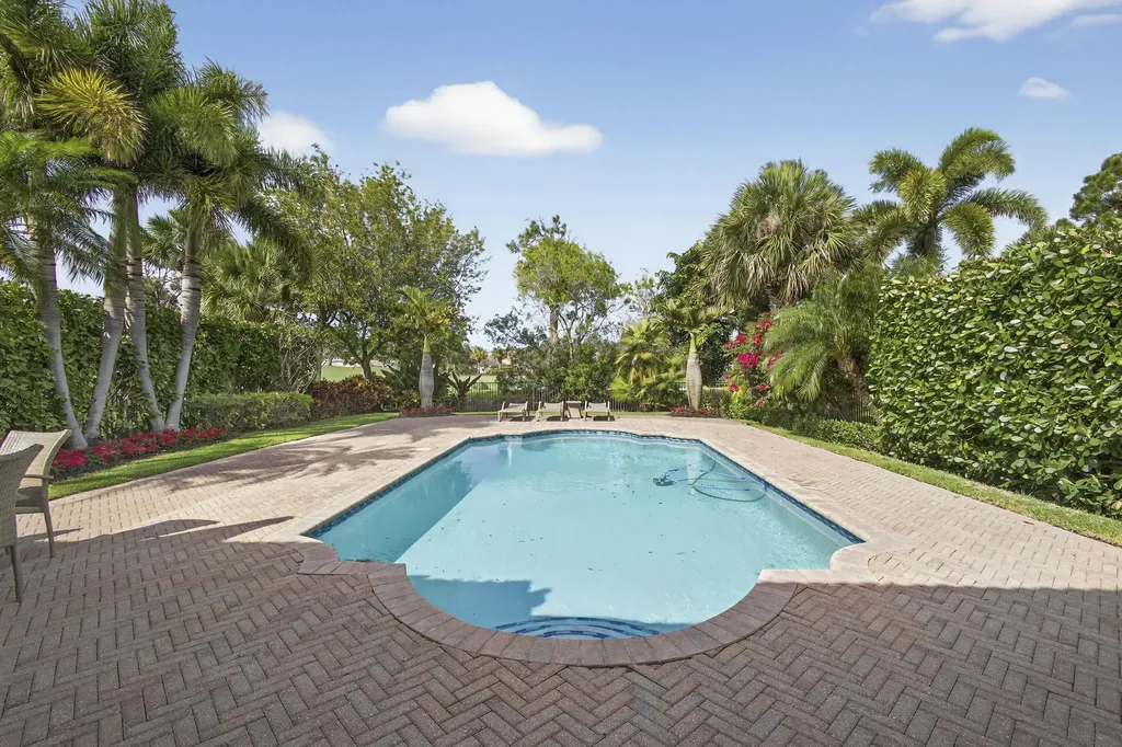 142 Viera Drive Palm Beach Gardens FL 33418