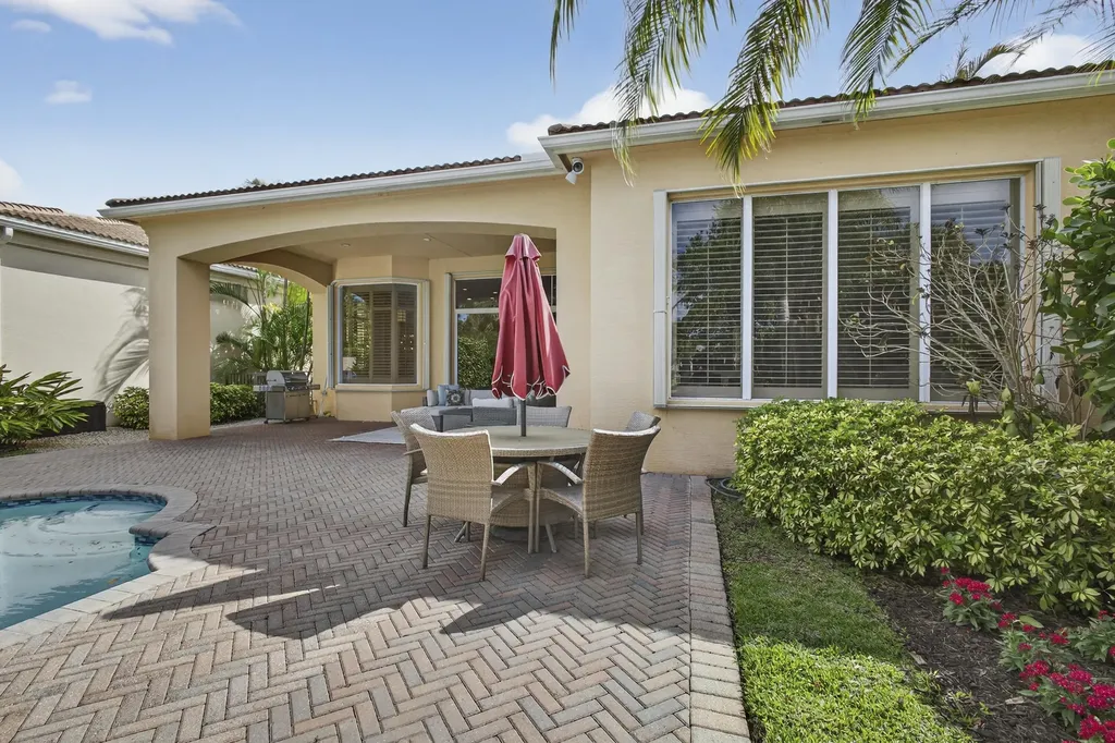142 Viera Drive Palm Beach Gardens FL 33418