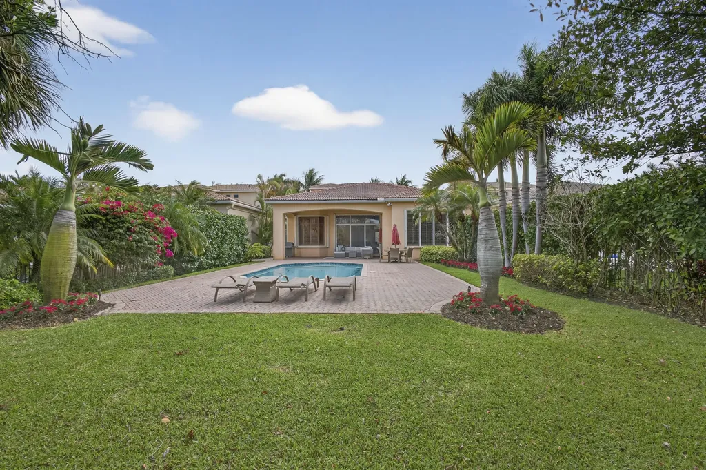 142 Viera Drive Palm Beach Gardens FL 33418