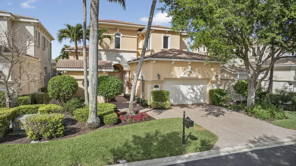 142 Viera Drive Palm Beach Gardens FL 33418