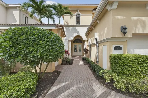 142 Viera Drive Palm Beach Gardens FL 33418
