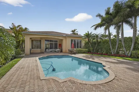 142 Viera Drive Palm Beach Gardens FL 33418