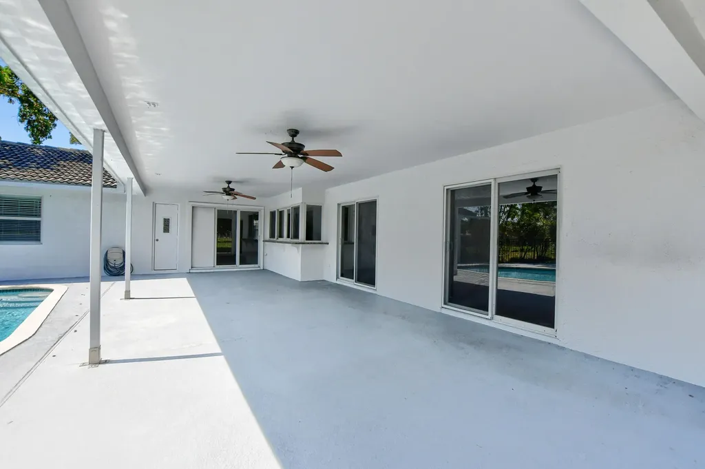 2334 Timbercreek Circle NW Boca Raton FL 33431