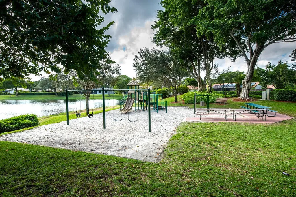 2334 Timbercreek Circle NW Boca Raton FL 33431