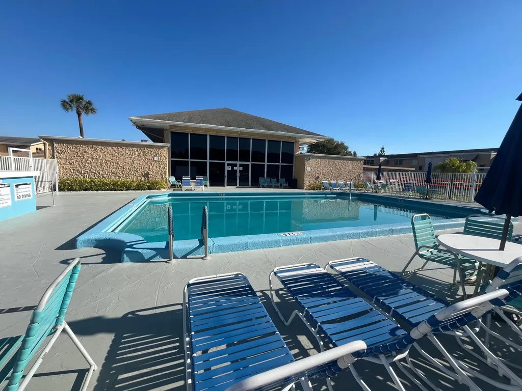 2191 NE 1st Court Boynton Beach FL 33435