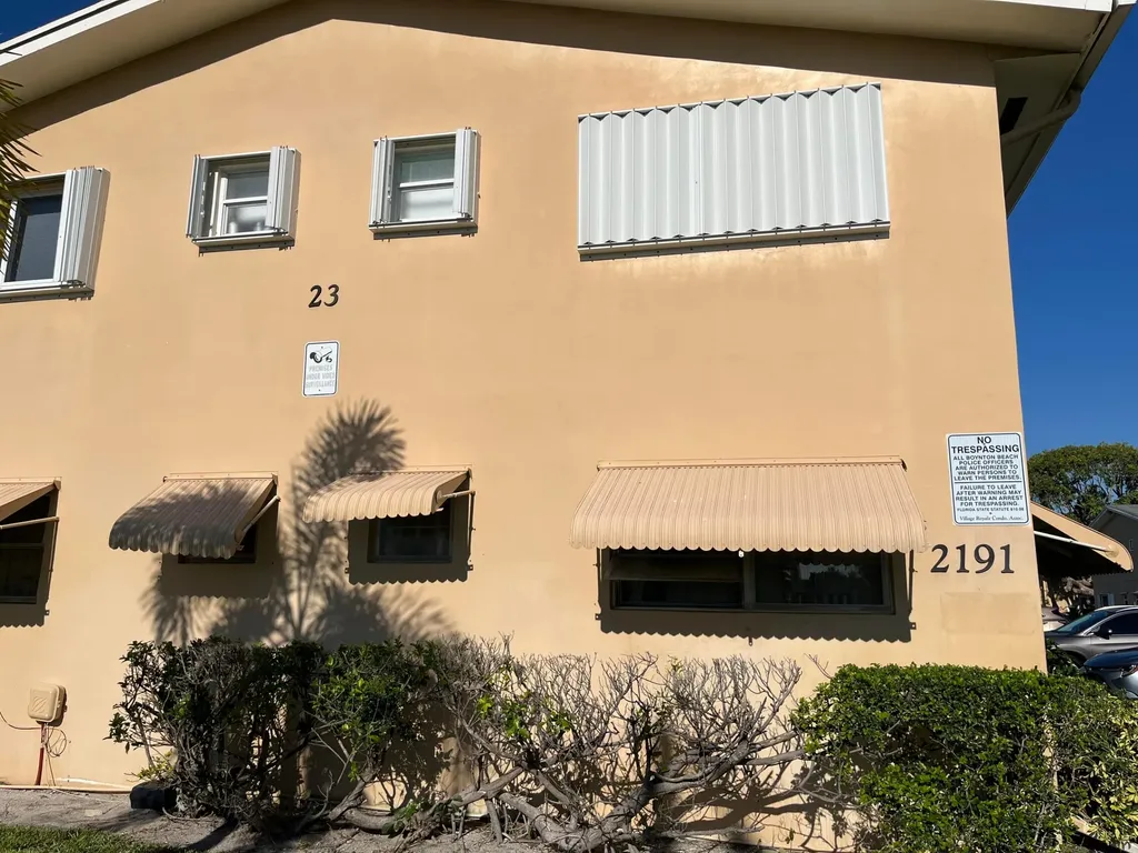 2191 NE 1st Court Boynton Beach FL 33435