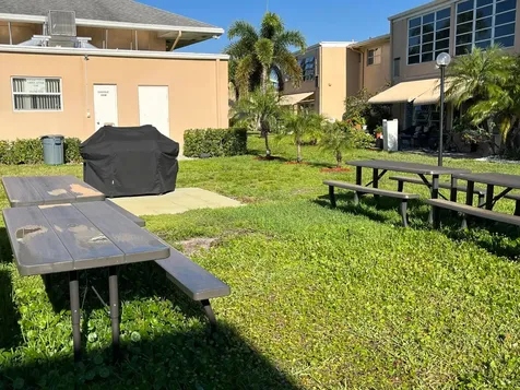 2191 NE 1st Court Boynton Beach FL 33435