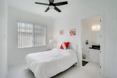 2962 NW 10th Court Fort Lauderdale FL 33311