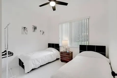2962 NW 10th Court Fort Lauderdale FL 33311