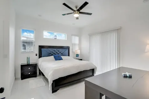 2962 NW 10th Court Fort Lauderdale FL 33311