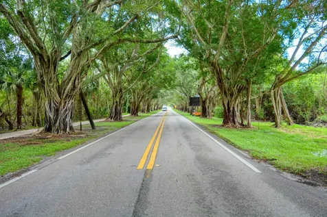 8479 SE Eagle Avenue Hobe Sound FL 33455