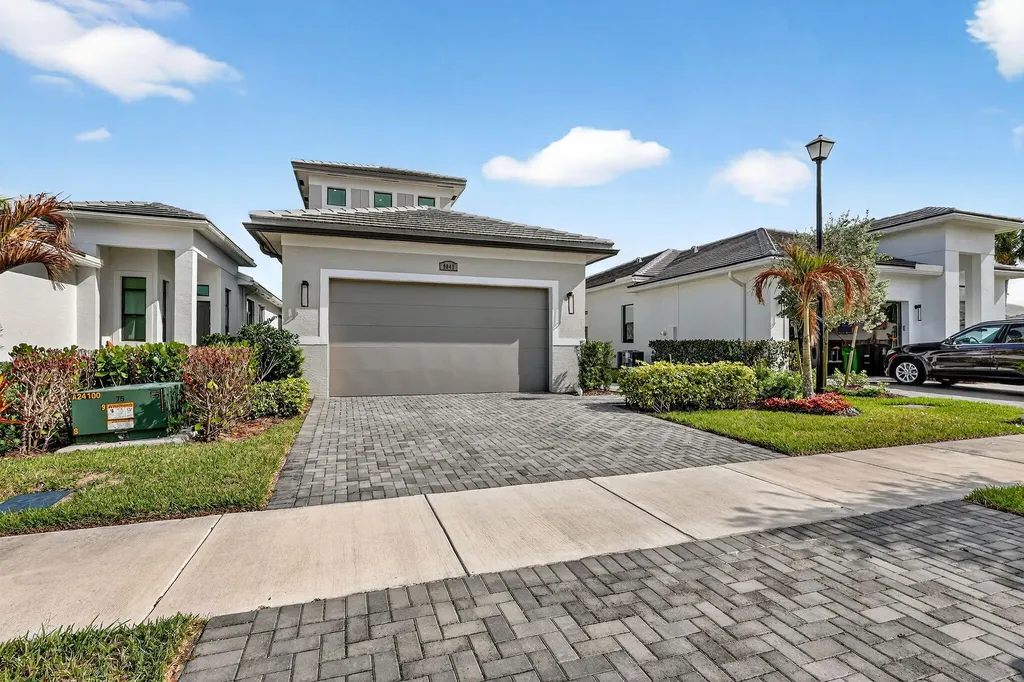 9043 SW Vetta Way Port St Lucie FL 34987