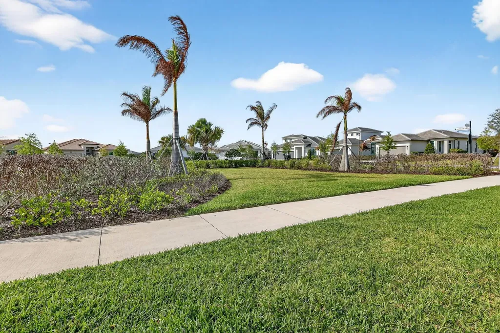 9043 SW Vetta Way Port St Lucie FL 34987