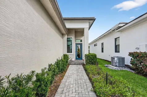 9043 SW Vetta Way Port St Lucie FL 34987